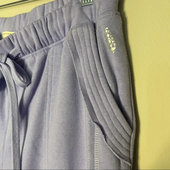 Free People x FP Movement Work It Out Lilac Sweats - Picture 4 of 10